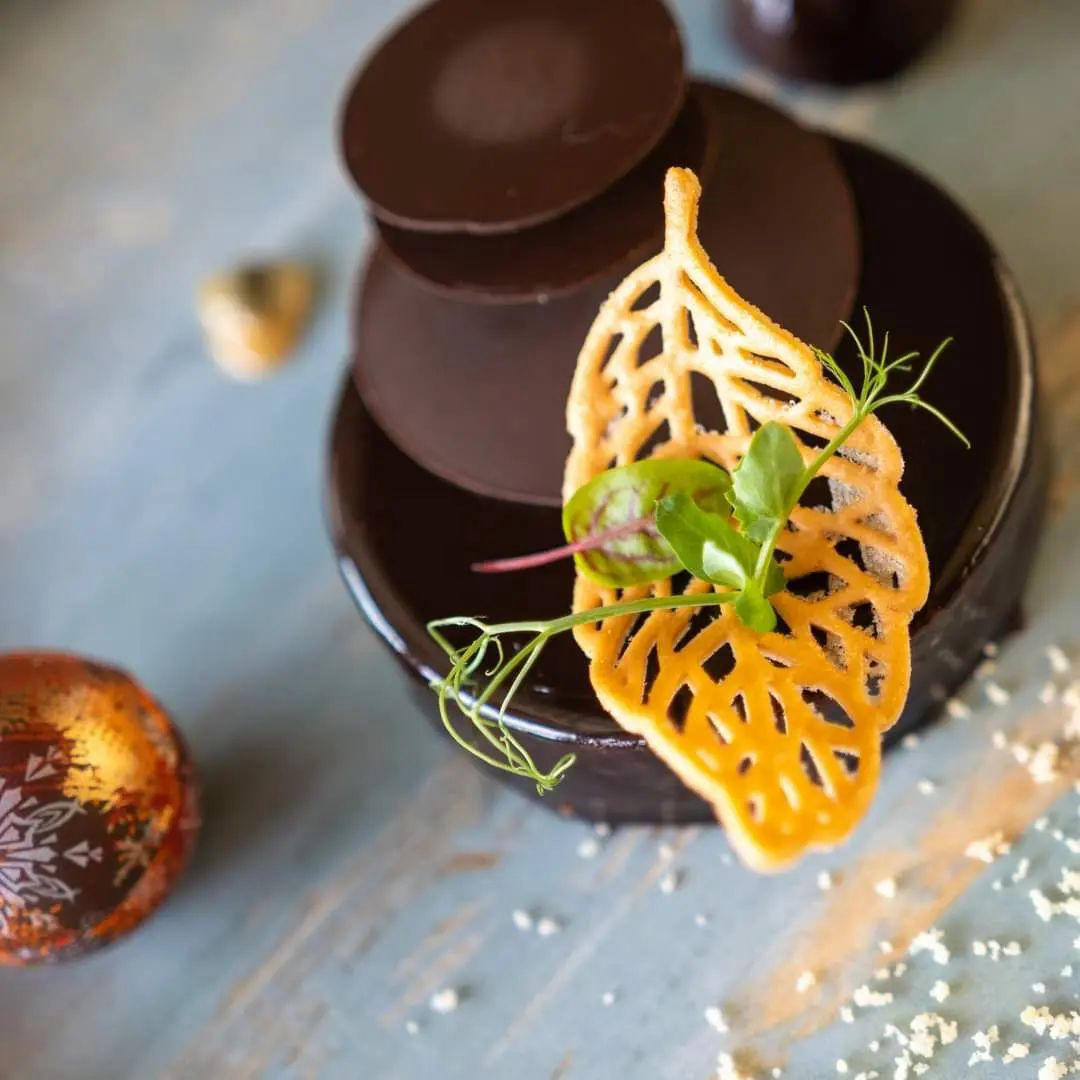 To celebrate this festive season in a gourmet way, Executive Pastry Chef Pascal has brought together